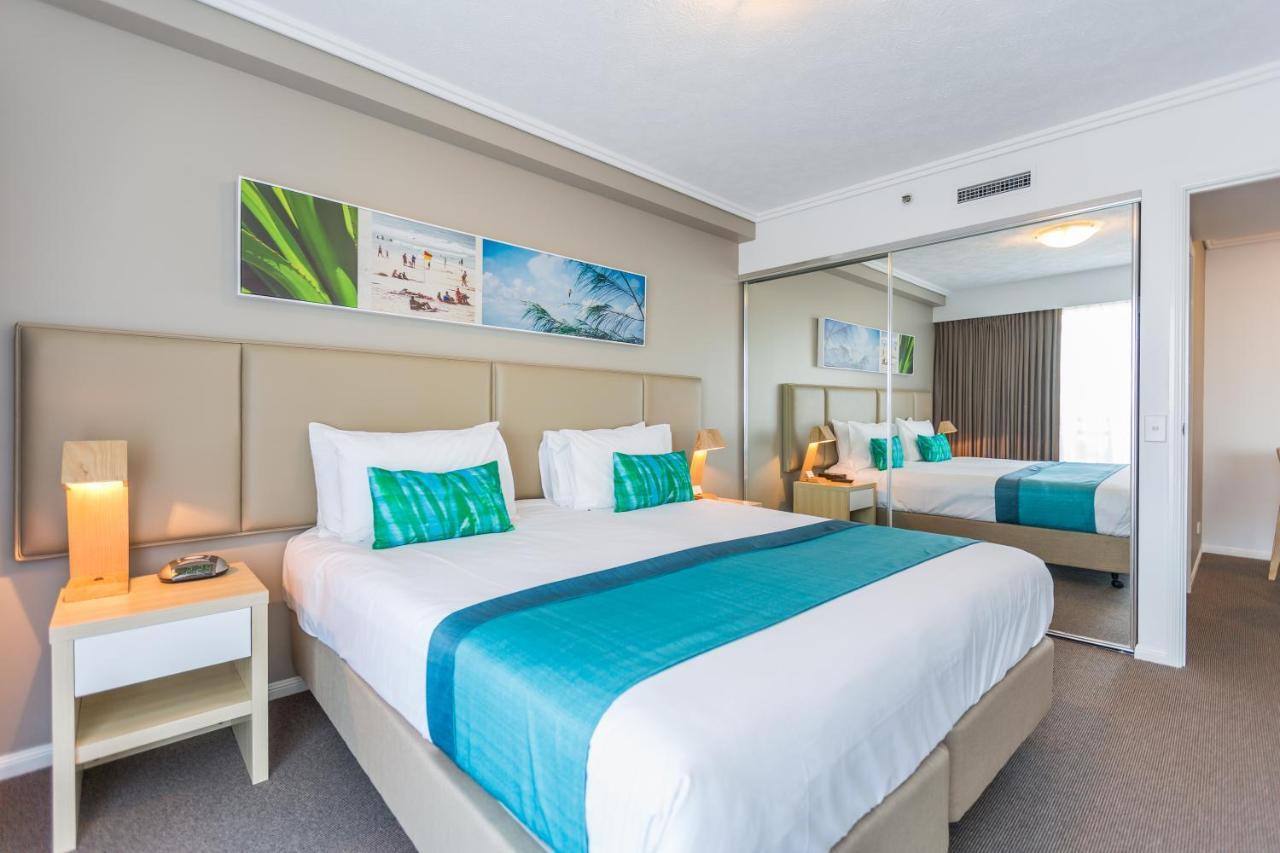 Club Wyndham Kirra Beach Gold Coast Exterior photo