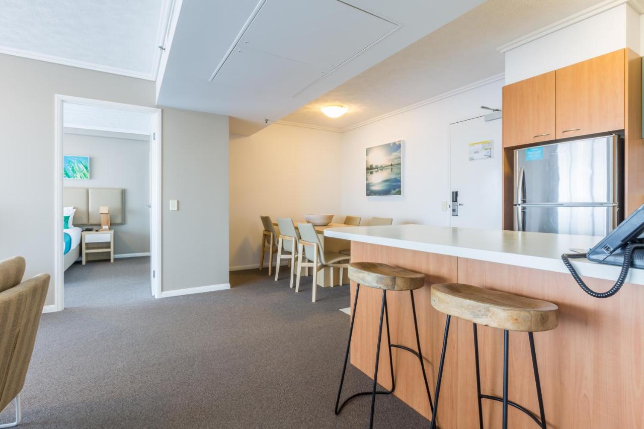 Club Wyndham Kirra Beach Gold Coast Exterior photo