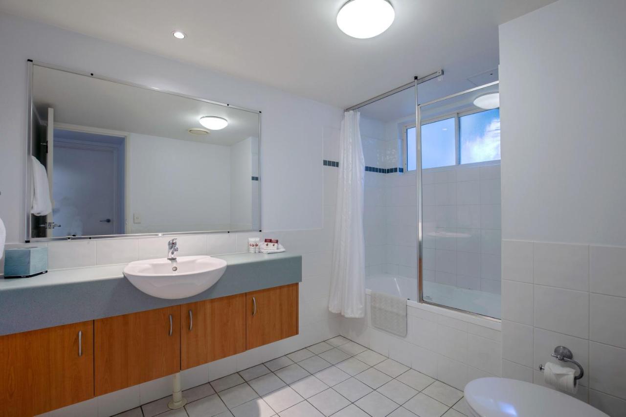Club Wyndham Kirra Beach Gold Coast Exterior photo