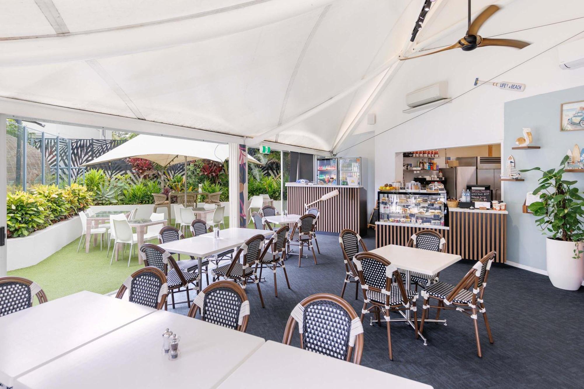 Club Wyndham Kirra Beach Gold Coast Exterior photo