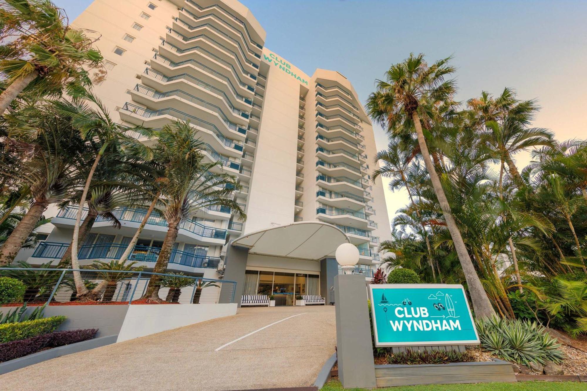 Club Wyndham Kirra Beach Gold Coast Exterior photo